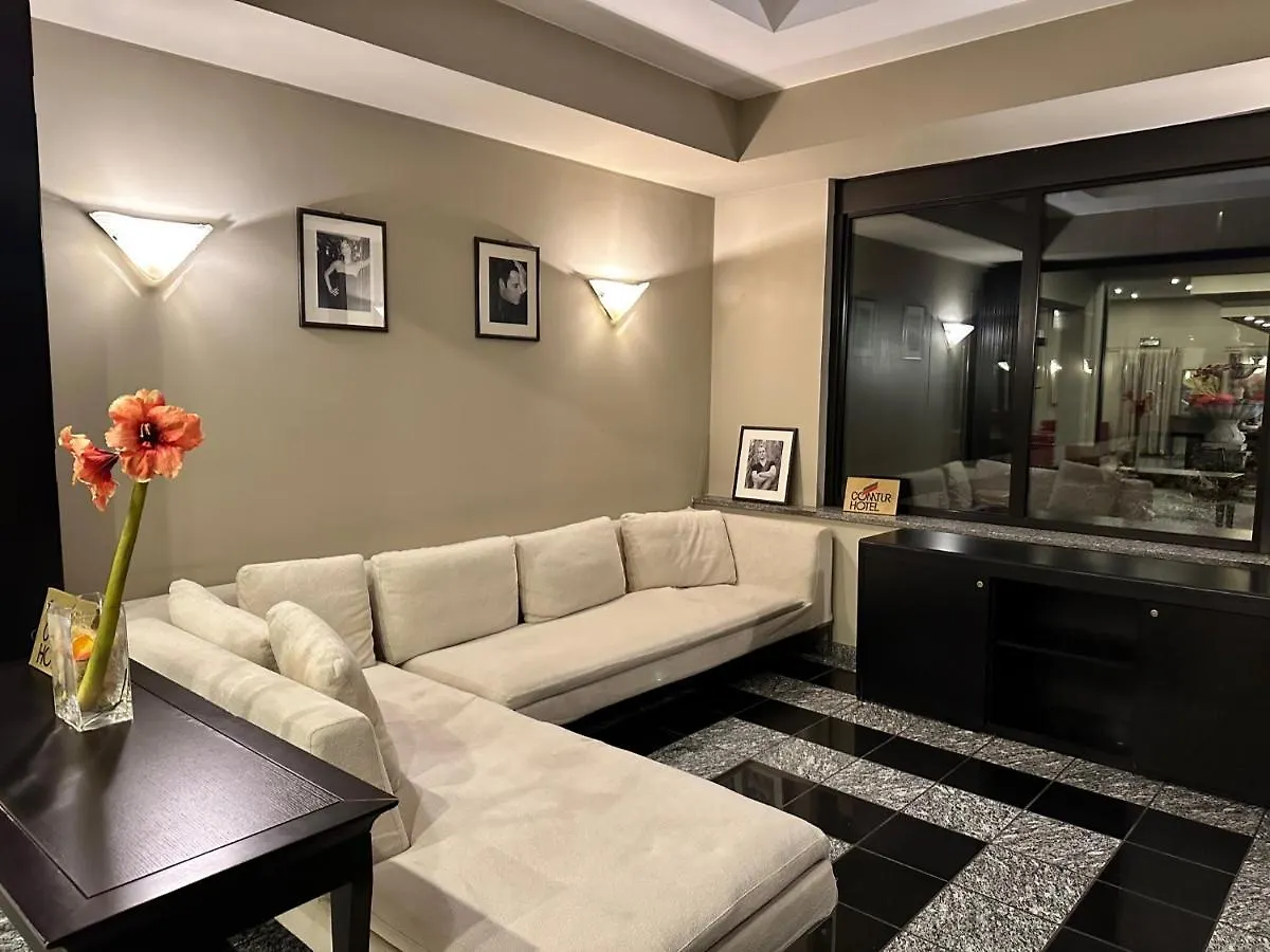 Hotel Comtur Бинаско
