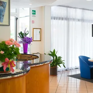 Argia Marina Centro Римини
