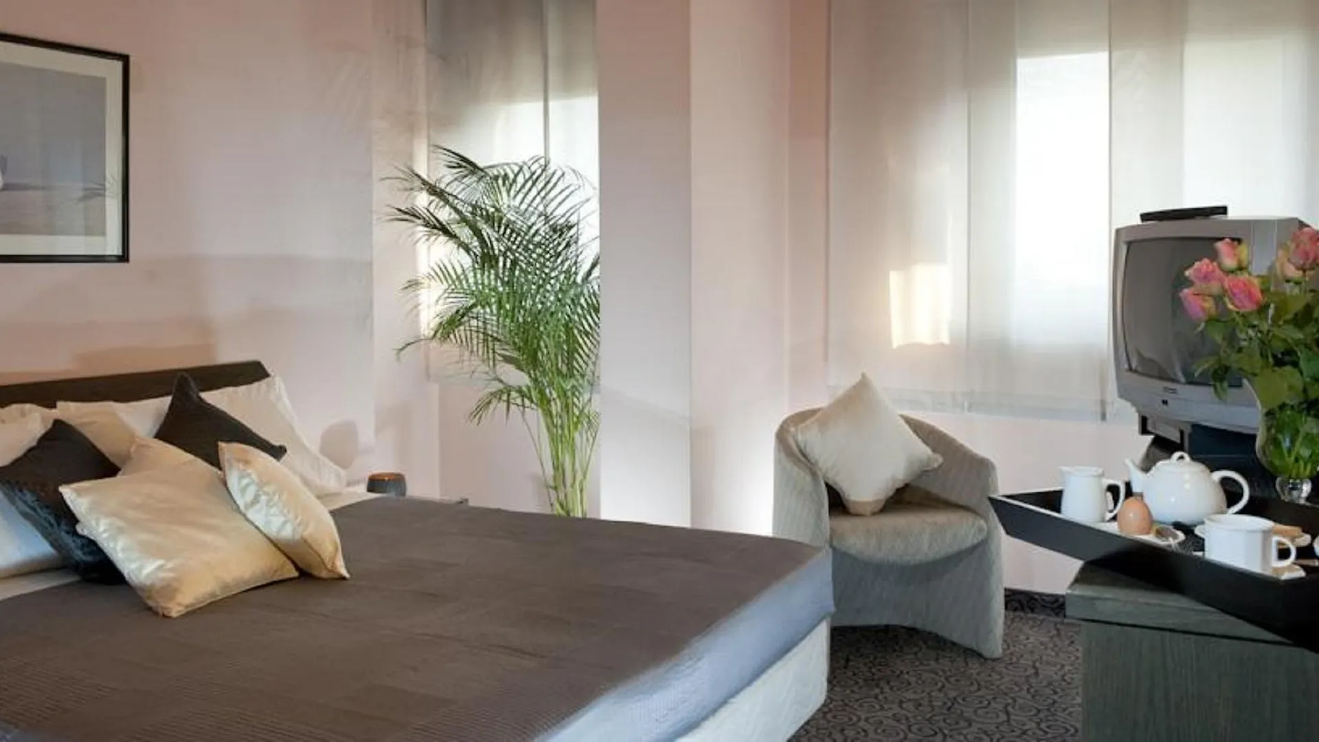 ****  Hotel Comtur Binasco Italien