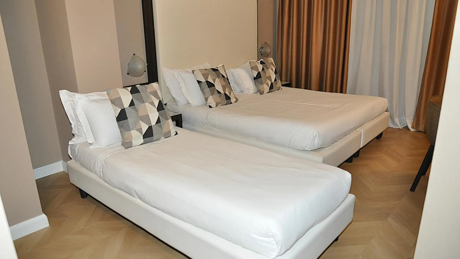 Hotel Comtur Binasco